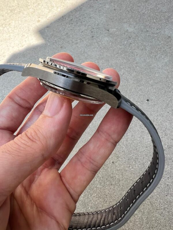 Omega Speedmaster - Image 8
