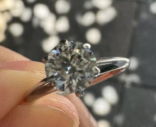 Tiffany Co Setting Platinum 1.03ct Round G VS2 Diamond Platinum Engagement Ring - Image 2