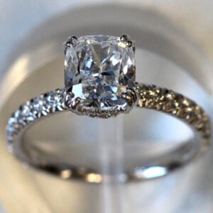Cushion Diamond Engagement Ring - 2.5 Carat TW E VS1