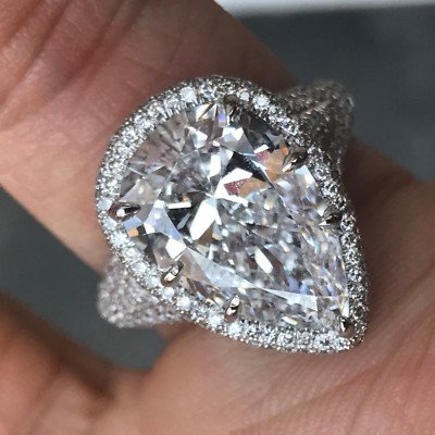 6.75 Carat Pear Shape Engagement Ring G SI1, GIA Certified Set in Platinum Halo - Image 3