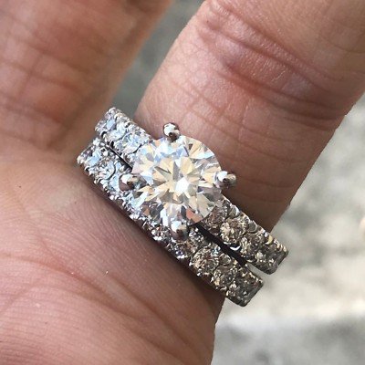 Round Diamond Ring With Matching Half Eternity Band - Image 3