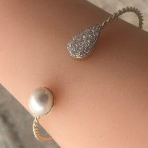 0.5 Carat tw Apprx. Diamond Pave and Pearl Bracelet