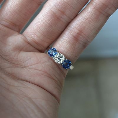 Diamond and Sapphire 3 stone engagement Ring Set in Platinum - Image 4