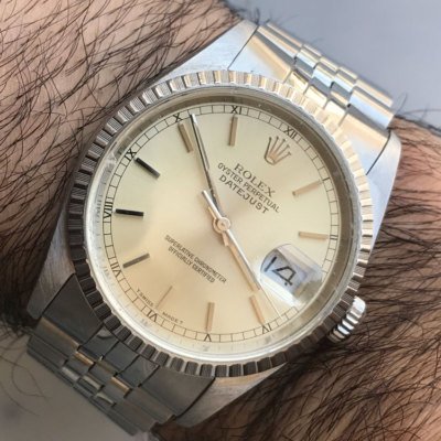 Rolex 16220 Datejust Mens Silver Dial Jubilee Bracelet Mint!