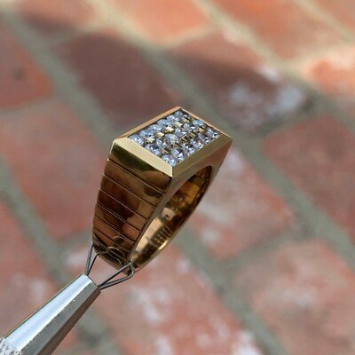 1.08 Carat Diamond Ring/Band, 10 Karat, 1980s Ben Dannie Original Design - Image 2