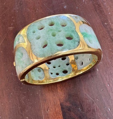 TIFFANY & CO. 1970s Angela Cummings Lotus Root Bangle In 18Kt Jade - Image 3