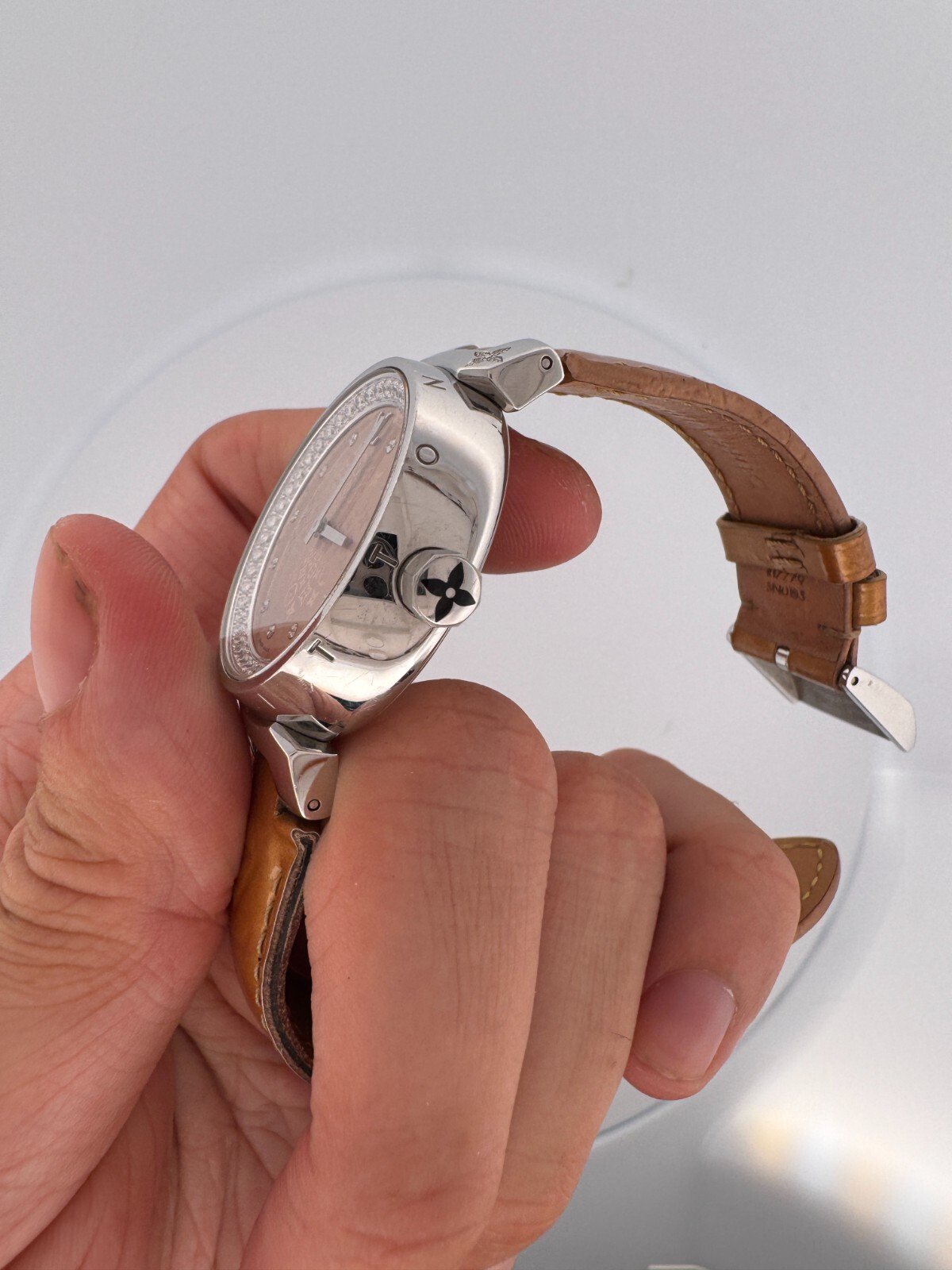 LOUIS VUITTON Tambour Q13MS Diamond Beige Dial Ladies Watch - Image 5
