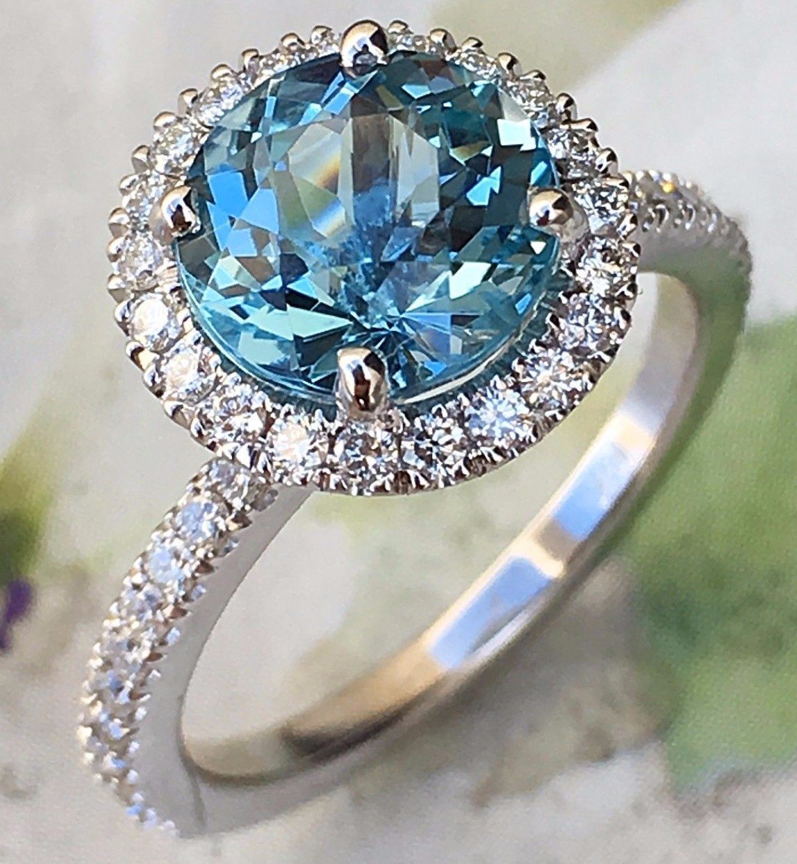 Round Amazing Blue Aquamarine With Diamond Halo Ring - 18k White Gold