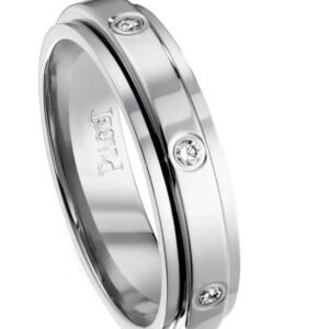 Piaget Possession ring 18k white gold, 7 diamonds size 54 with papers