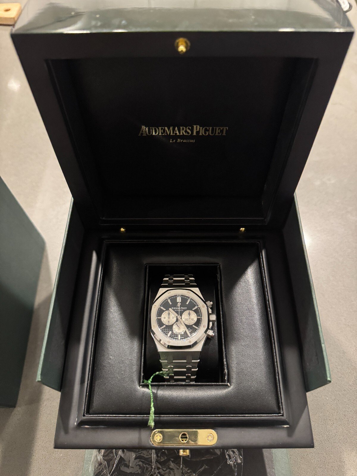 Audemars Piguet Royal Oak Chronograph BLACK 41mm Steel 26331ST BOX Card 2019 - Image 4