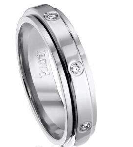 Piaget Possession ring 18k white gold, 7 diamonds size 54 with papers