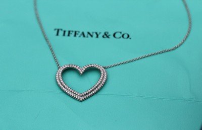 TIFFANY & CO. 18K White Gold Large LADIES METRO HEART DIAMOND NECKLACE - Image 5