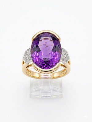 Carl F. Bucherer 18k Yellow Gold Amethyst & Diamond Ring