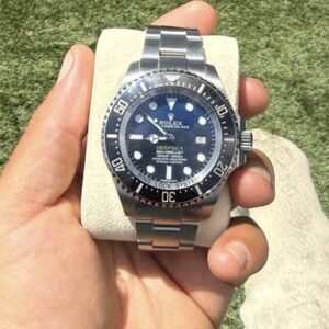 2018 Rolex Sea-Dweller 116660 Oyster Bracelet Black Bezel Box Papers