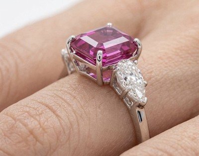 2.8ct GIA Pink Sapphire & Pear Diamond Platinum Ring - Fancy Intense Sri Lanka - Image 4