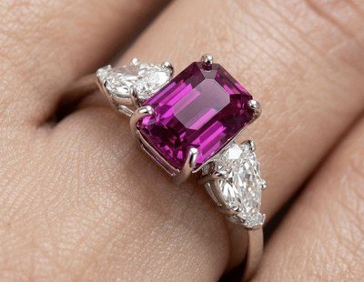 2.8ct GIA Pink Sapphire & Pear Diamond Platinum Ring - Fancy Intense Sri Lanka - Image 3