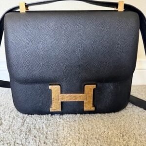 HERMES Constance 24 Black Epsom Leather Gold Hardware GHW Shoulder Bag Purse