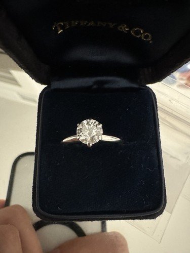 Tiffany Co Setting Platinum 1.03ct Round G VS2 Diamond Platinum Engagement Ring